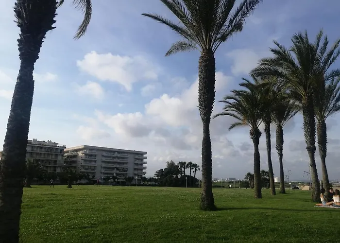 Edificio Salou Beach, La Pineda, Vilaseca * 拉皮内达